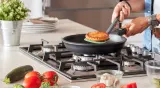 Лопатка кухонная Lekue Non-Scratch, платиновый силикон, 30,6 x 7 x 9,5 см, тёмно-серая/зелёная — фото 3