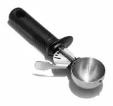 Ложка для мороженого с рычагом OXO Swipe Good Grips, нержавеющая сталь и пластик, мягкая нескользящая ручка, чёрная — фото 1
