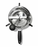 Ручная протирка для овощей и фруктов OXO Steel Good Grips с 3 дисками, нержавеющая сталь и пластик, 37,5 × 26 × 18,4 см — фото 3