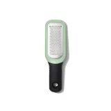 Тёрка для чеснока и имбиря OXO Good Grips 18,5 × 5,5 × 3,5 см, нержавеющая сталь и пластик, с крышкой — фото 1
