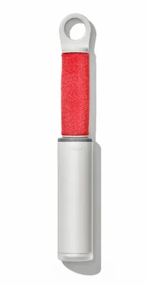 Валик для чистки одежды OXO Good Grips с защитным чехлом, пластик