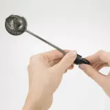 Ситечко-заварник для чая OXO Good Grips 4 × 18 см, нержавеющая сталь и PP, чёрный с серебристым — фото 3