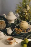 Чашка для эспрессо с блюдцем Rosenthal Sanssouci Gold 90 мл, фарфор, бежевая с золотой каймой — фото 2