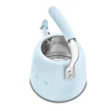 Чайник со свистком Smeg 50's Retro Style 2,3 л, алюминий и нержавеющая сталь, пастельно-голубой — фото 2