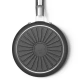 Сотейник Smeg 50's Style SPF2012BLM 20 см, 3,1 л, с керамическим антипригарным покрытием, чёрный матовый — фото 4