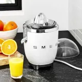 Соковыжималка для цитрусовых Smeg 50's Retro Style CJF11WHEU 70 Вт белая — фото 3