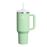 Термокружка Stanley Quencher H2.O FlowState 1,18 л, поворотная крышка для правшей и левшей, Pistachio фисташковая — фото 1