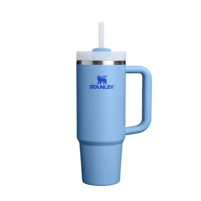 Термокружка Stanley Quencher H2.0 FlowState 890 мл с трубочкой и ручкой, для холодных напитков, голубая Blue Sky