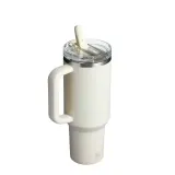 Термокружка Stanley Quencher ProTour Flip Straw 0,89 л, герметичная, без BPA, с резиновой ручкой, Cream кремовая — фото 2