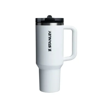 Термокружка Stanley Quencher ProTour Flip Straw 1,18 л, складной мундштук, прорезиненная ручка, Chalk белая