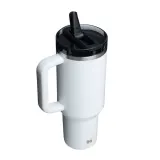 Термокружка Stanley Quencher ProTour Flip Straw 1,18 л, складной мундштук, прорезиненная ручка, Chalk белая — фото 2
