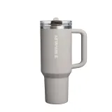 Термокружка Stanley Quencher ProTour Flip Straw 1,18 л для холодных и тёплых напитков, герметичная, Ash серая — фото 1