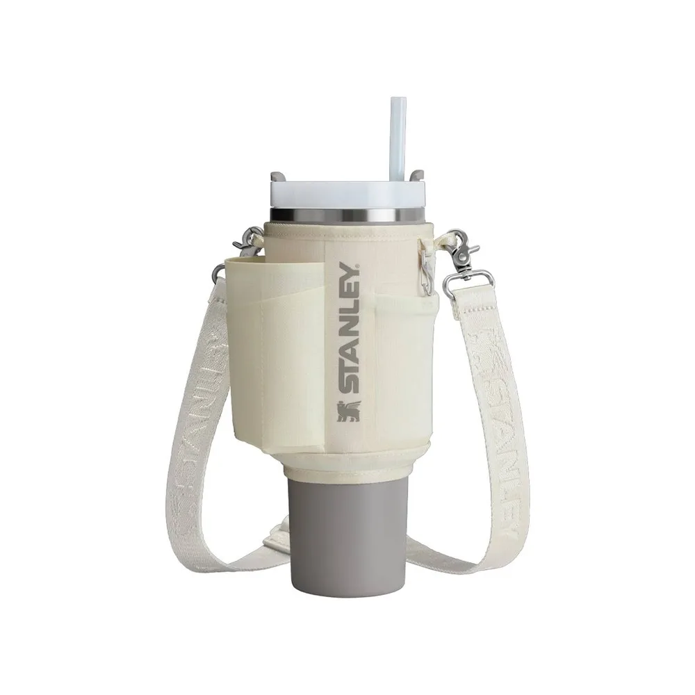Сумка-чехол Stanley Carry-All для кружки Quencher 0,89 л с регулируемым ремнём и карманами, кремовая Cream