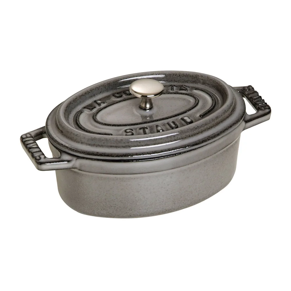 Мини-кастрюля чугунная овальная Staub La Cocotte 250 мл, эмалированная, с крышкой, графитовая