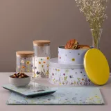 Набор контейнеров для выпечки Typhoon Botanics, 2 шт, 1,6 л и 4,8 л, с крышками, цветочный узор — фото 2