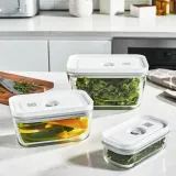 Набор Zwilling Fresh&Save из 3 стеклянных вакуумных контейнеров 0,35 л, 0,75 л и 1,6 л, прозрачный — фото 8