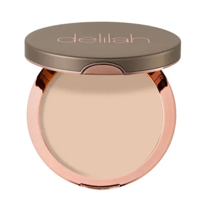 Компактная пудра Delilah Pure Touch Hyaluronic Pressed Powder разглаживающая, фиксирующая