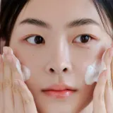 Пенка для умывания Celimax Ji Woo Gae Cica BHA Acne Foam Cleansing с BHA-кислотой и центеллой, 150 мл — фото 2