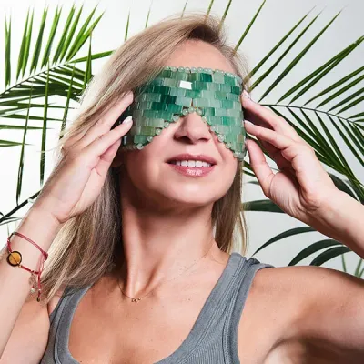 Маска для глаз YEYE Made in Nature, из зелёного нефрита
