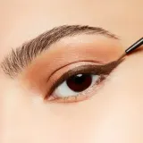 Подводка для глаз MAC Liquidlast 24-Hour Waterproof Eyeliner жидкая, водостойкая, оттенок Coco Bar, 2,5 мл — фото 3