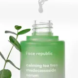 Сыворотка для лица Face Republic Calming Tea Tree Madecassoside Serum, успокаивающая, для чувствительной кожи, 45 мл — фото 2