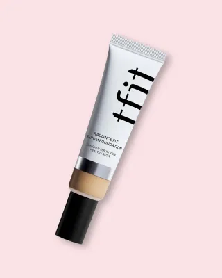 Тональная сыворотка Tfit Radiance Fit Serum Foundation, сияющая, тон N02 Nude
