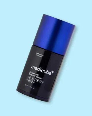 Сыворотка для лица Medicube Zero Pore One Day Serum, сужает поры, регулирует себум, 30 мл
