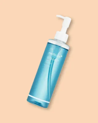 Гидрофильное масло для лица Medicube Zero Pore Blackhead Deep Cleansing Oil, против черных точек, 205 мл