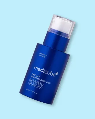 Ампула для лица Medicube One Day Exosome Shot Pore Ampoule 2000, с микроиглами, сужает поры, 30 мл