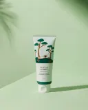 Средство для умывания Round Lab Pine Calming Cica Cleanser успокаивающее, с центеллой, 150 мл — фото 3