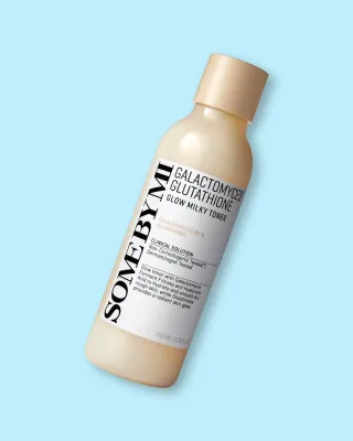 Тоник для лица Some By Mi Galactomyces Glutathione Glow Milky Toner, с галактомисисом, для сияния, 200 мл