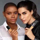 Lancome Teint Miracle - Тональная основа, осветляющая, 30 мл, оттенок 010 Beige Porcelaine — фото 4