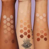 NYX Professional Makeup Bare With Me Concealer Serum - Корректор увлажняющий 2 в 1, 9 мл, оттенок 2.5 Medium Vanilla — фото 3