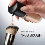 MAC Cosmetics Studio Fix Fluid SPF 15 24HR Matte Foundation + Oil Control - Тональная основа матирующая SPF 15, 30 мл, оттенок NW10 — фото 7