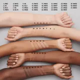 MAC Cosmetics Studio Fix Fluid SPF 15 24HR Matte Foundation + Oil Control - Тональная основа матирующая SPF 15, 30 мл, оттенок NW46 — фото 6