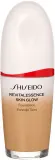 Shiseido Revitalessence Skin Glow Foundation - Легкое тональное средство с эффектом сияния SPF 30, 30 мл, оттенок Maple — фото 1
