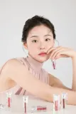 TIRTIR Waterism Glow Tint - Долговременный блеск для губ в маленькой упаковке, 1 г, оттенок 25 Nutty Pink (White Snowy Collection) — фото 5