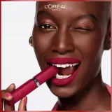 L’Oreal Paris Infaillible Matte Resistance - Матовая увлажняющая помада оттенок 420 Le Rouge Paris, 5 ml — фото 6