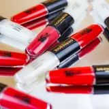 Dermacol 16H Lip Colour - Долговременная помада и блеск для губ, 2 мл, оттенок 26 — фото 6