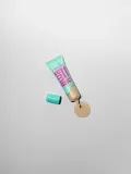 Rimmel Kind & Free Blur It Out - Легкий увлажняющий тональный крем, 30 мл, оттенок 150 Rose Vanilla — фото 4