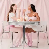 OLEHENRIKSEN Pout Preserve Peptide Lip Treatment - Увлажняющий блеск для губ, 12 мл, оттенок Vanilla Bonbon — фото 5