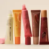 OLEHENRIKSEN Pout Preserve Peptide Lip Treatment - Увлажняющий блеск для губ, 12 мл, оттенок Vanilla Bonbon — фото 6