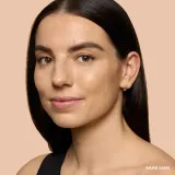 Bobbi Brown Weightless Skin Foundation SPF 15 - Тональная основа: травяной подклад с увлажняющим действием, 30 мл, оттенок Warm Sand — фото 3