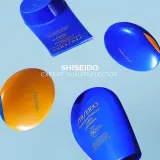 Shiseido Expert Sun Protector UV Protective Compact Foundation SPF30 - Водостойкий крем для тела в компактной упаковке, 12 г, оттенок 12 г — фото 4