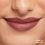 NYX Professional Makeup Lip Lingerie XXL - Жидкая матовая помадка, 4 мл, оттенок Low Cut — фото 3
