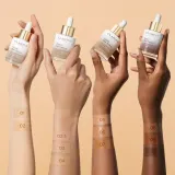 Clarins Tinted Oleo-Serum - Тональная основа: масляная сыворотка для выравнивания тона кожи., 30 мл, оттенок 02,5 — фото 4