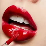 MAC Cosmetics Lipglass - Блеск для губ, 3 мл, оттенок Ruby Woo — фото 4