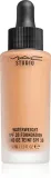 MAC Cosmetics Studio Waterweight SPF 30 Foundation - Легкий увлажняющий тональный крем SPF 30, 30 мл, оттенок NC 44 — фото 1