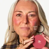 3INA The No-Rules Powder - Многофункциональный косметический продукт для макияжа глаз, губ и лица, matte bronzer, 8 г, оттенок 362 - Classic soft pink, matte — фото 2