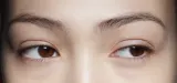 MAC Cosmetics Veluxe Brow Liner - Карандаш для бровей с щеточкой, 1 г, оттенок Brunette — фото 3